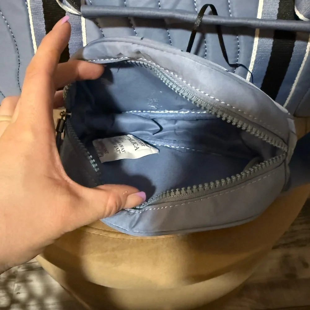 Sincerely Jules weekender Duffle Bag -Cosmetic bag included - Picture 3 of 10